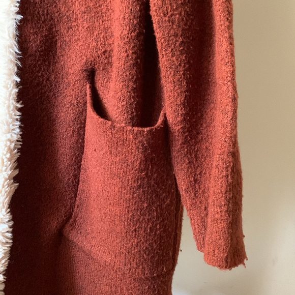 Zara Knit rusty red cardigan with faux fur hood - Picture 3 of 7